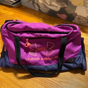 Under armour duffle bag